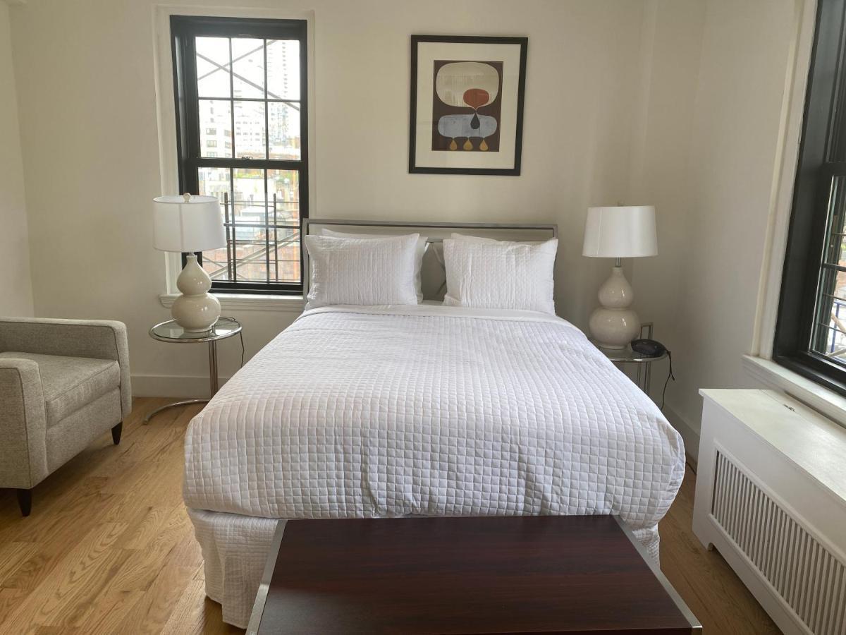 Central Park Apartments 30 Day Stays Нью-Йорк Экстерьер фото